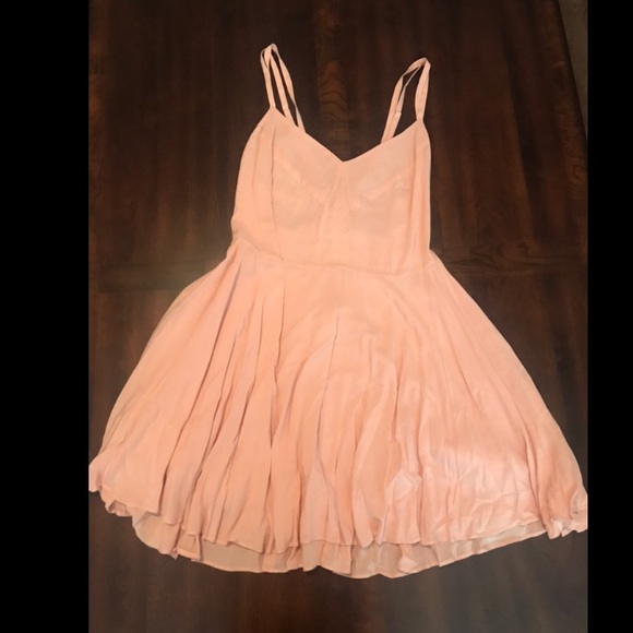 NWT Urban Outfitters Kimchi Blue Dress size 4 - Picture 1 of 5